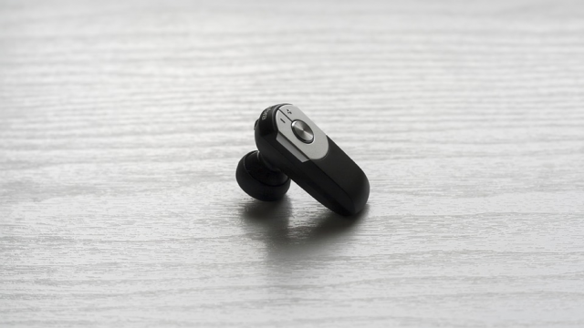 How do Bluetooth devices work?