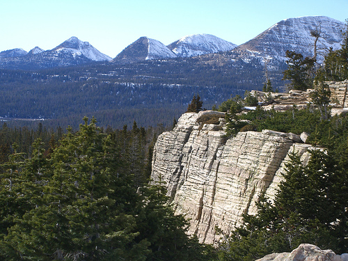 Oil under the Rockies, like the Utah's Uinta mountains pictured, could be an ecological time bomb. [credit: radven, flikr.com]